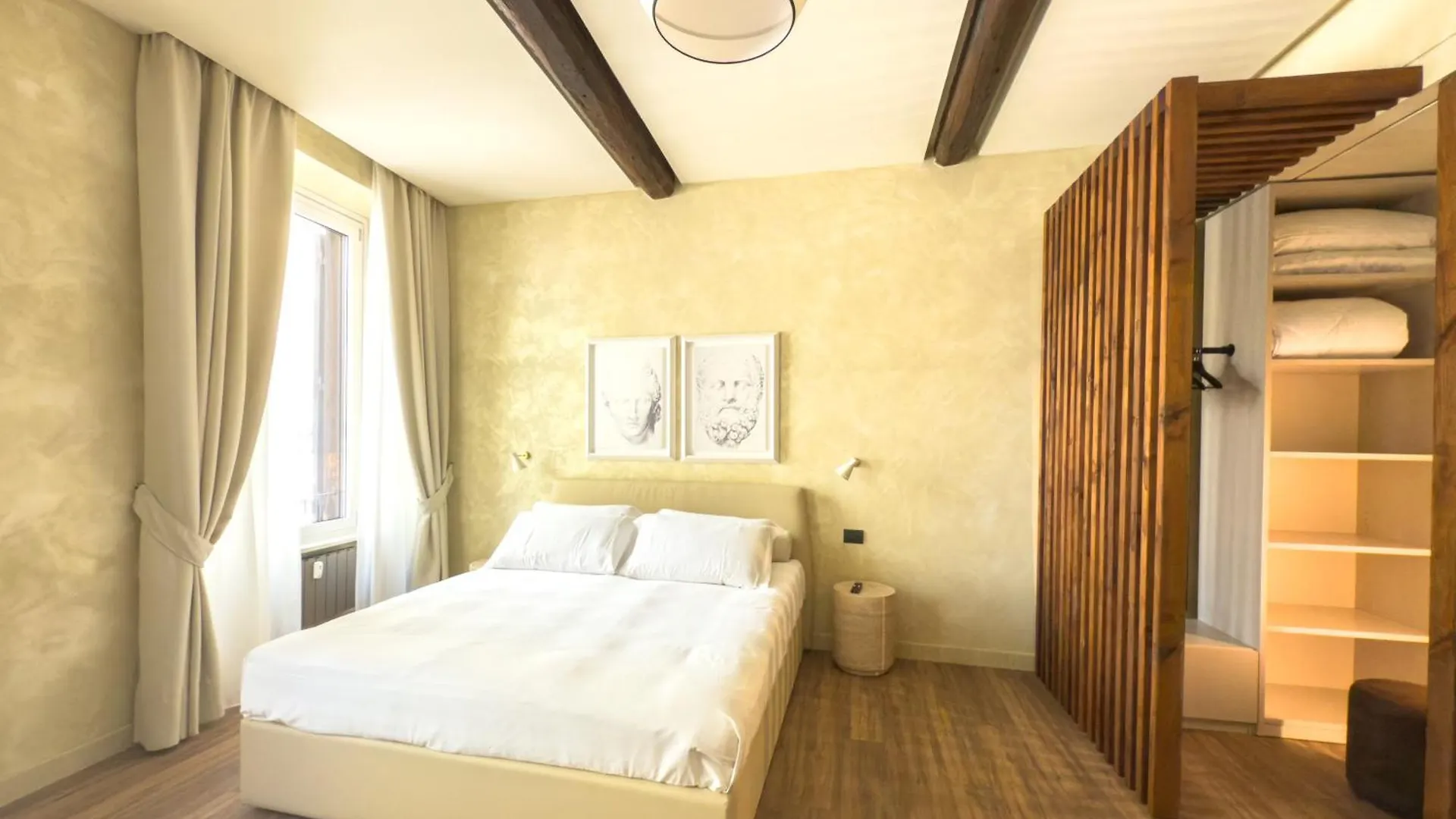 Pantheon Urbes Collection Apartment Rome 0*,  Italy